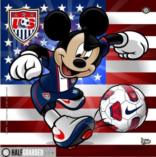 mickey-mouse-plays-soccer