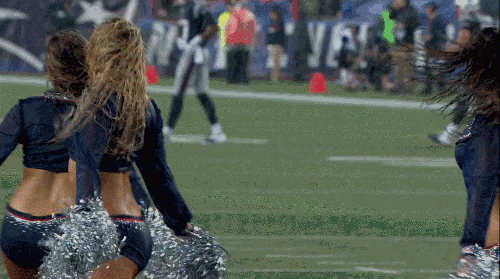 Best-NFL-cheerleader-GIFs-patriots-cheerleaders-dance-in-the-rain